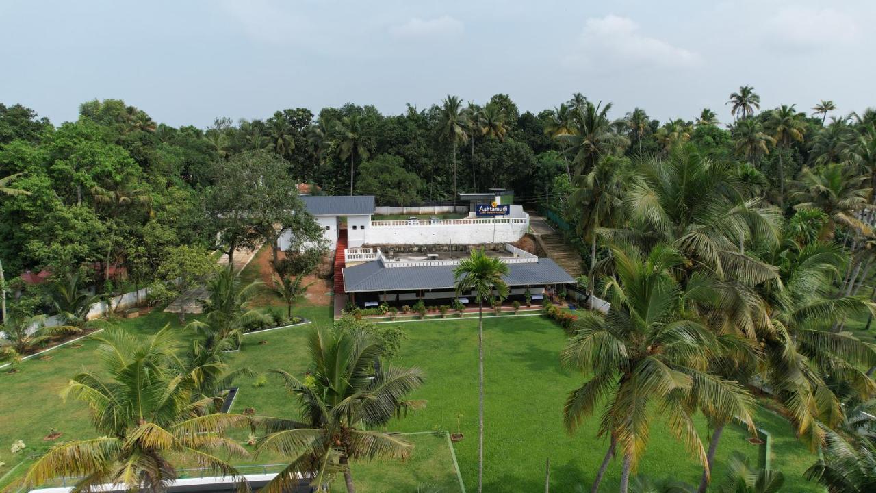 Ashtamudi Lake Garden Resorts Kollam Kültér fotó