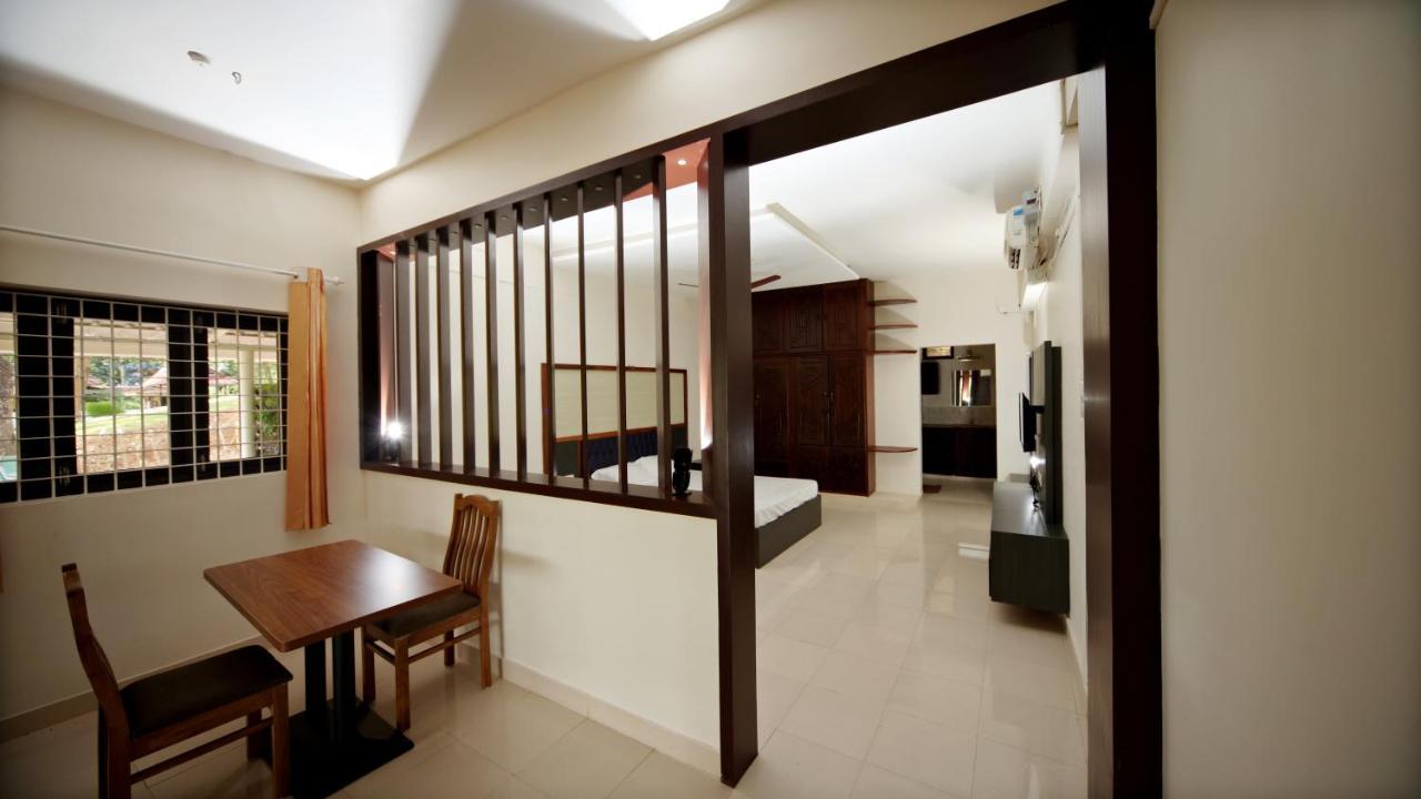 Ashtamudi Lake Garden Resorts Kollam Kültér fotó